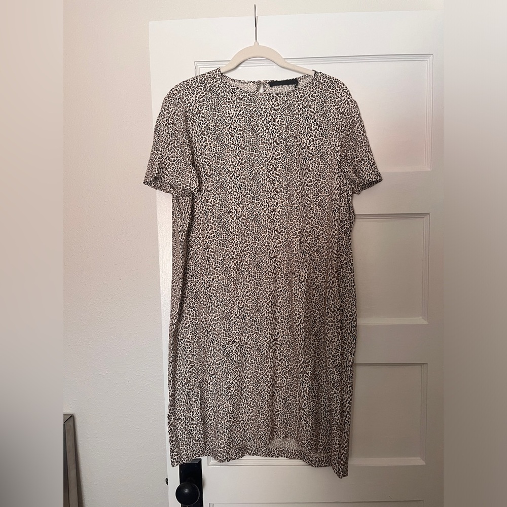 Jenni Kayne Leopard T Shirt Dress in M